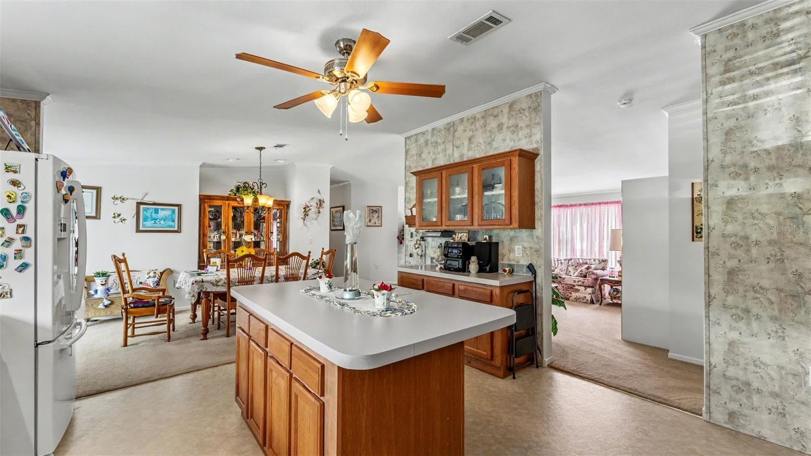 kitchen with center island - 11457 N LINDA MARIE TER, DUNNELLON