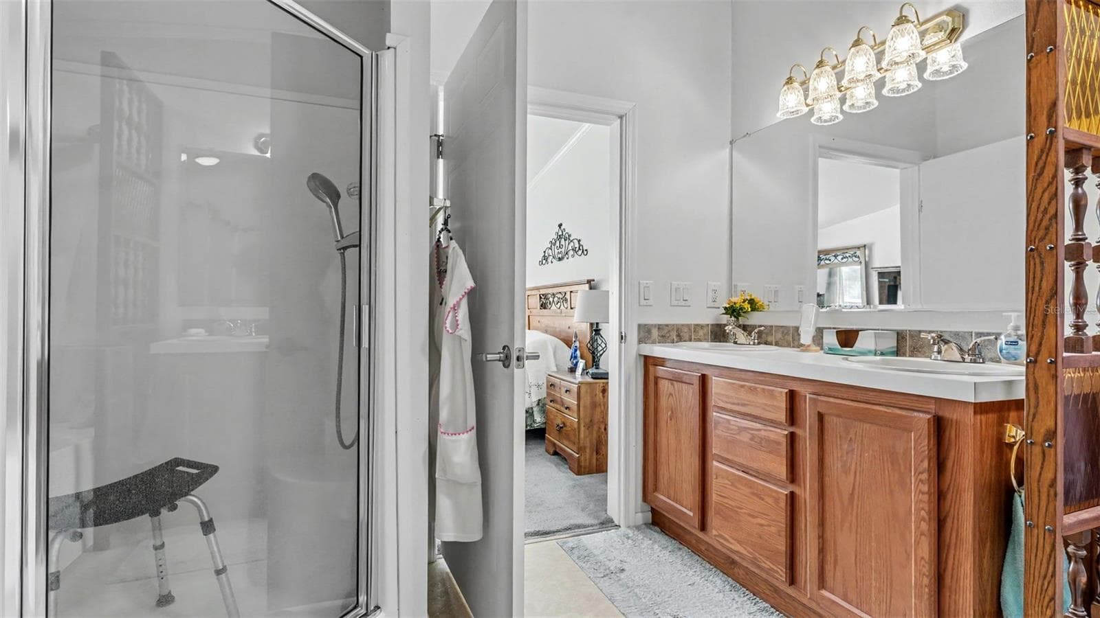 primarty bath - 11457 N LINDA MARIE TER, DUNNELLON