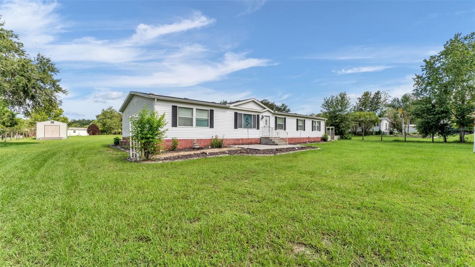 Manufactured Home at 11457 N LINDA MARIE TER, DUNNELLON, photo 46 of 56