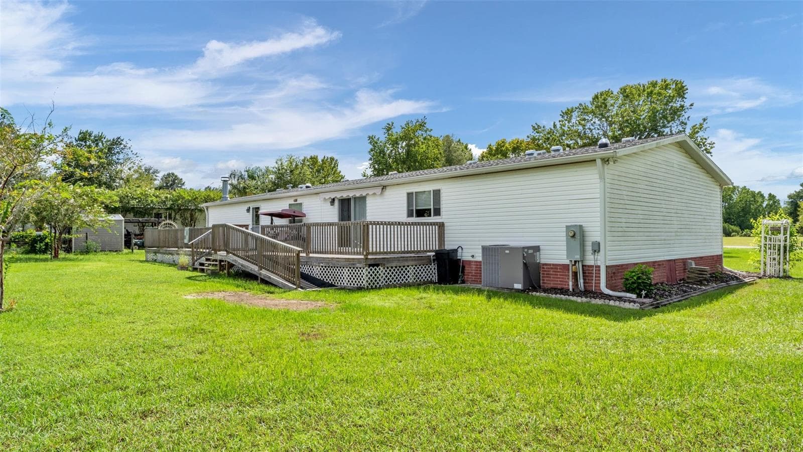 Manufactured Home at 11457 N LINDA MARIE TER, DUNNELLON, photo 48 of 56