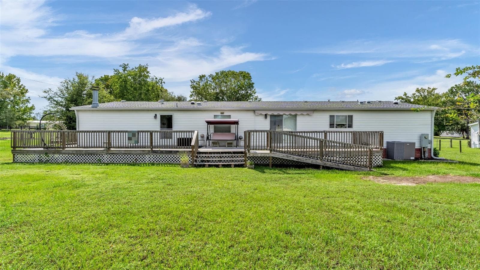 Manufactured Home at 11457 N LINDA MARIE TER, DUNNELLON, photo 49 of 56