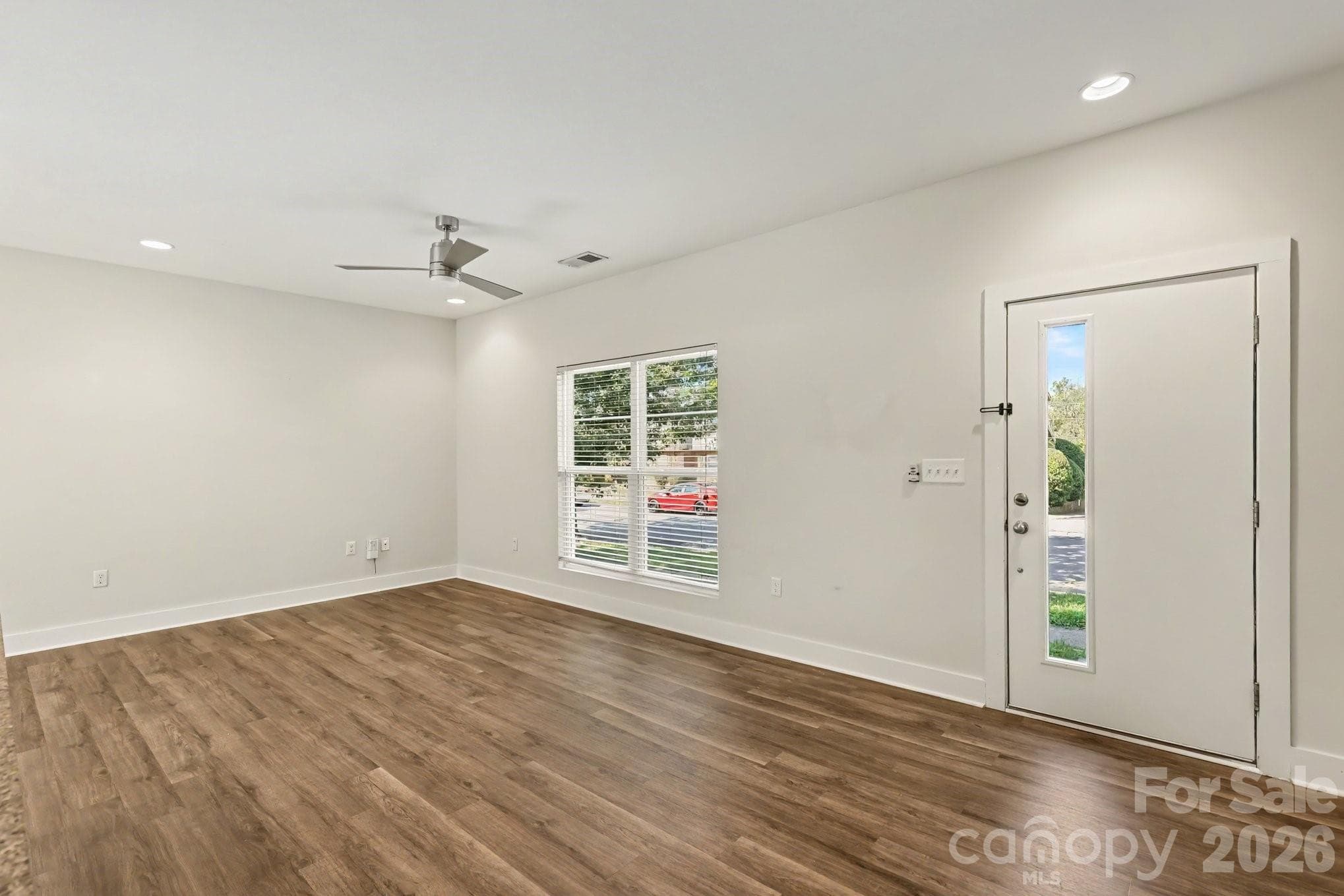 Living Room - 1522 Wembley Drive, Charlotte