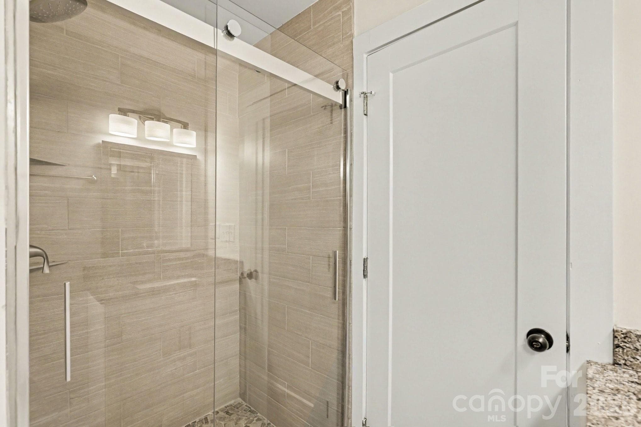 Primary Bath - 1522 Wembley Drive, Charlotte