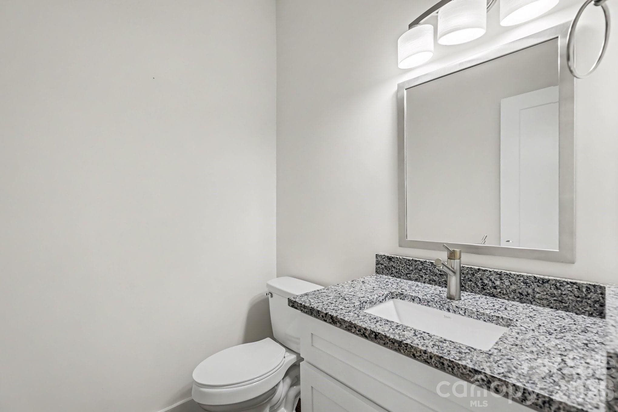 Full Bath - 1522 Wembley Drive, Charlotte