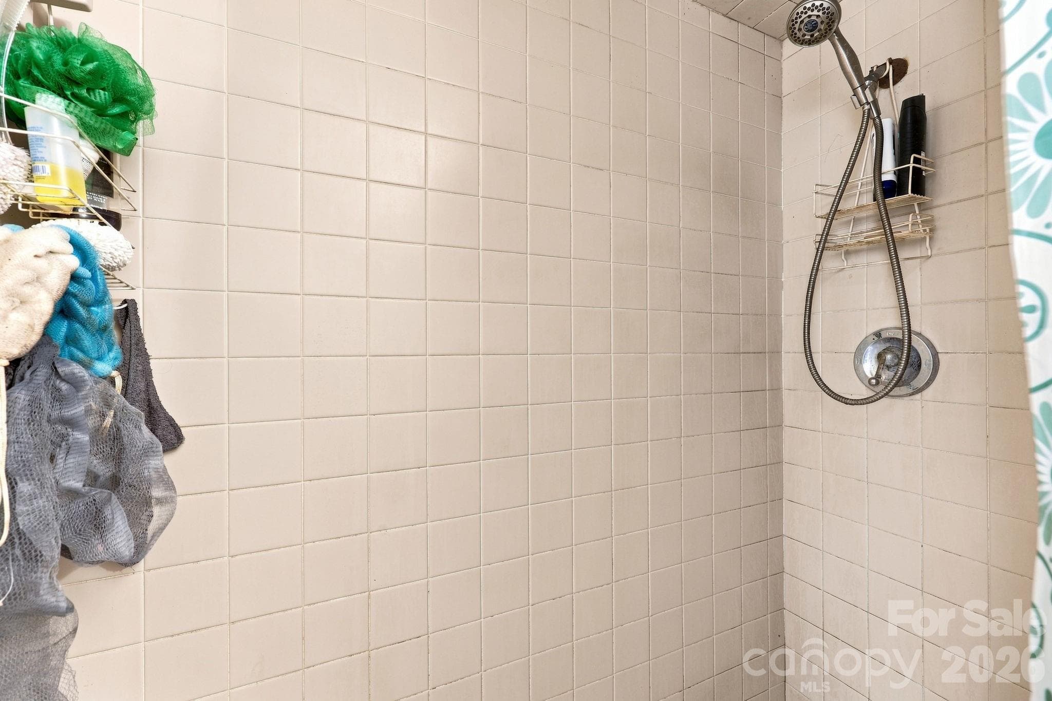 Main First Floor Bath - 4225 Sherrills Ford Road, Salisbury