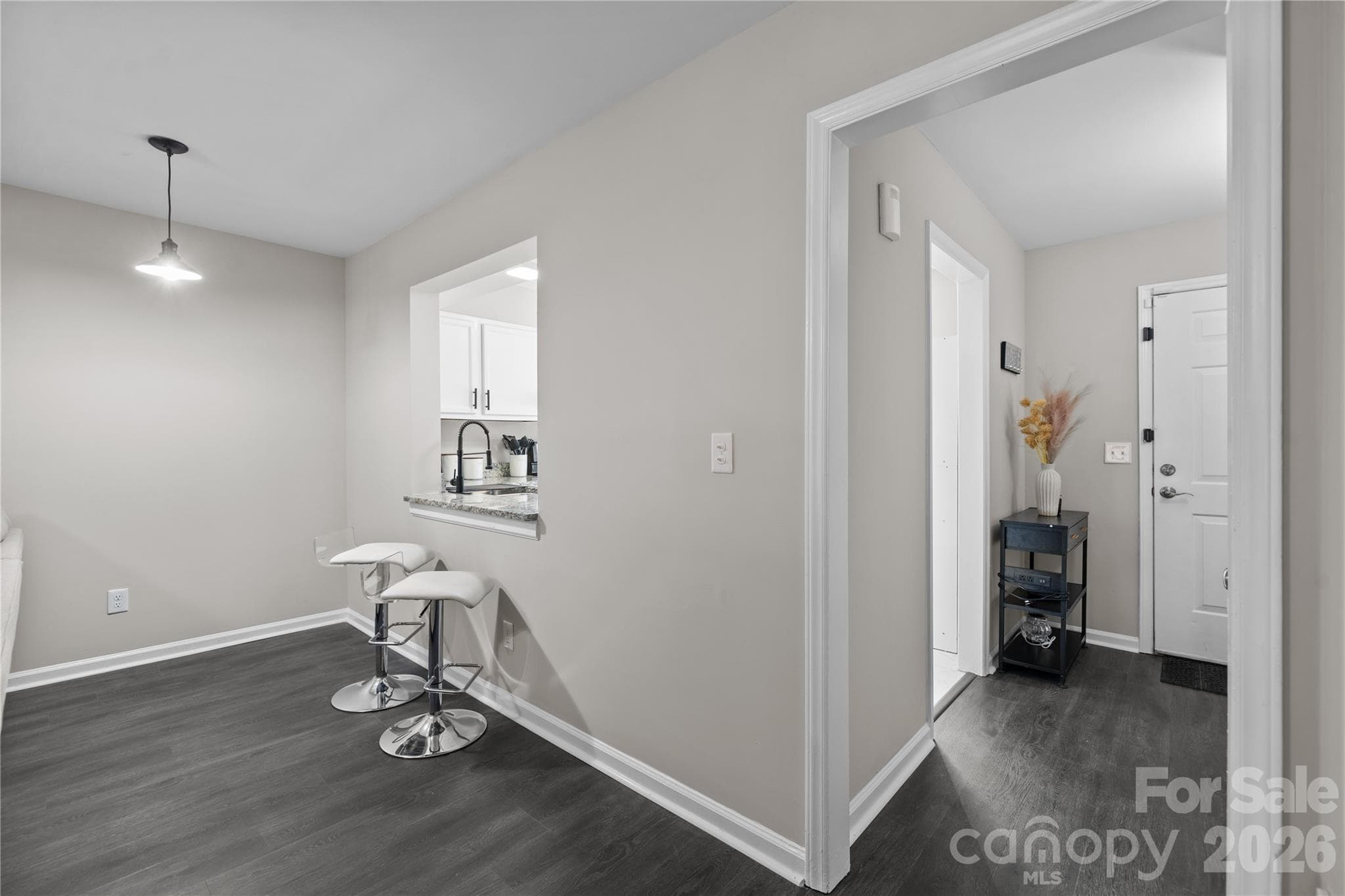 Townhouse at 8407 Rust Wood Place, Charlotte, photo 6 of 22