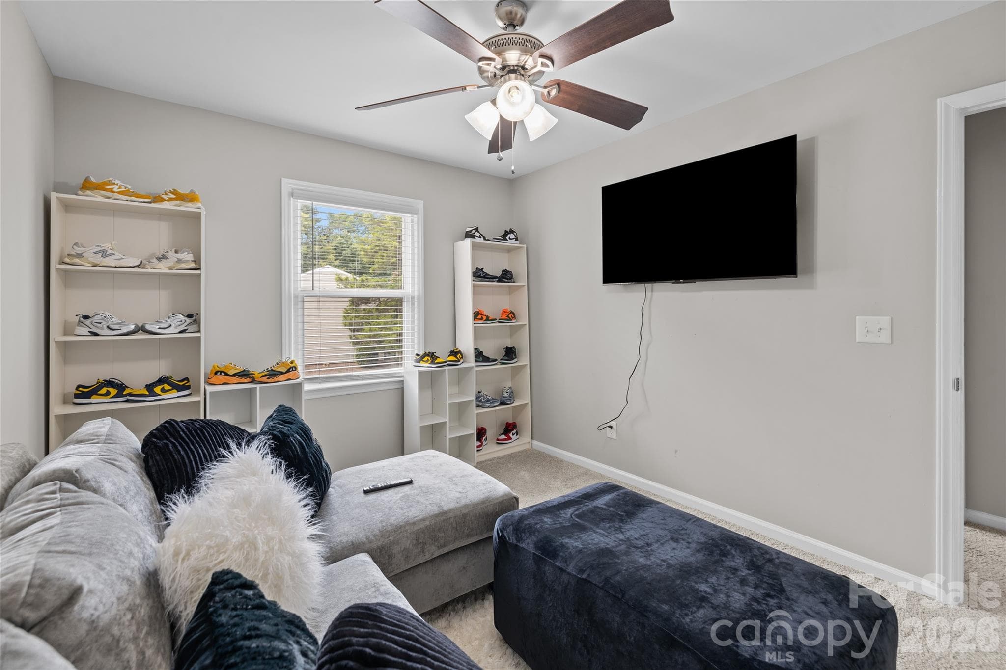 Townhouse at 8407 Rust Wood Place, Charlotte, photo 11 of 22