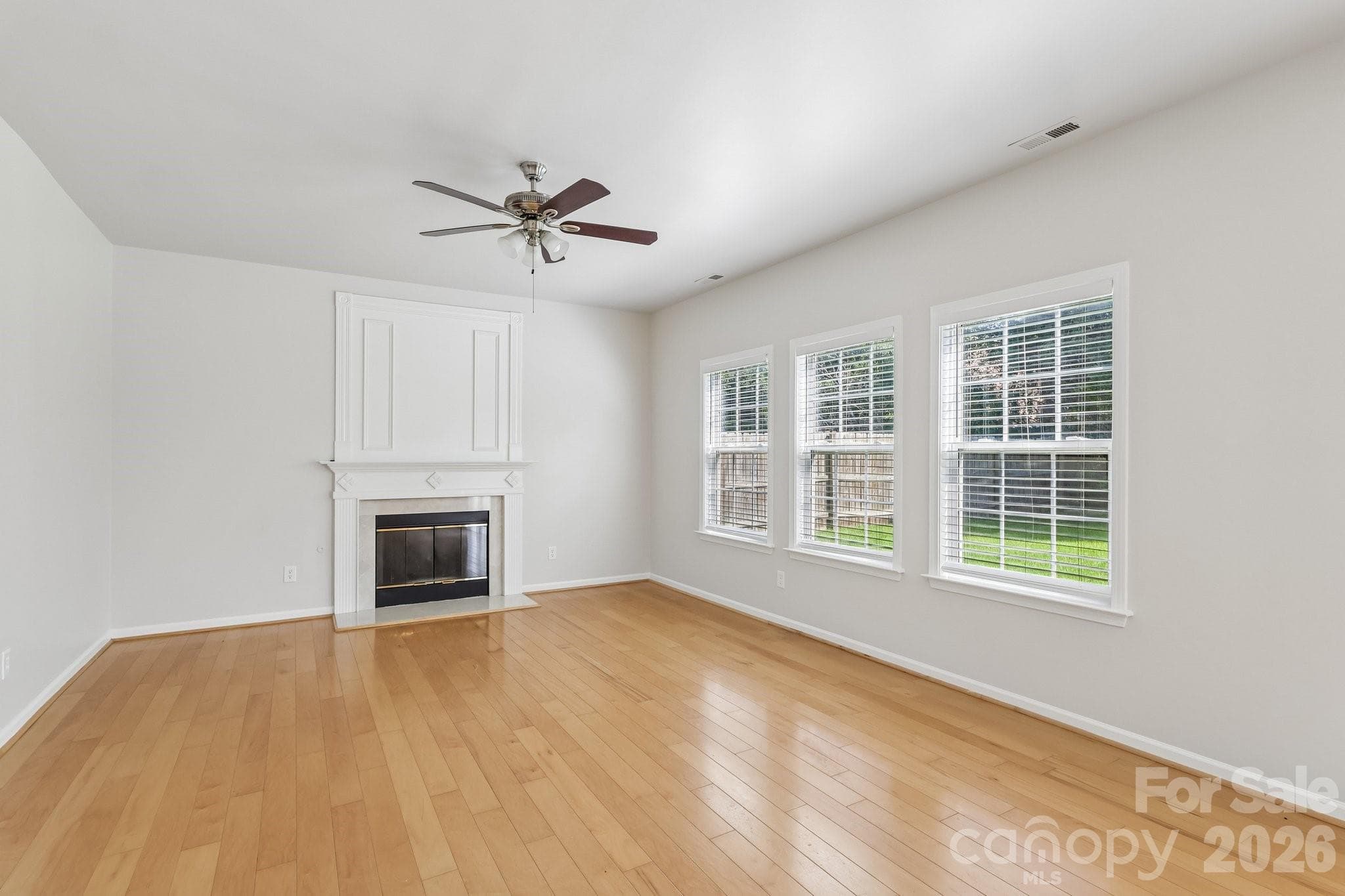 Single Family Residence at 1915 Dundalk Road, Charlotte, photo 5 of 42