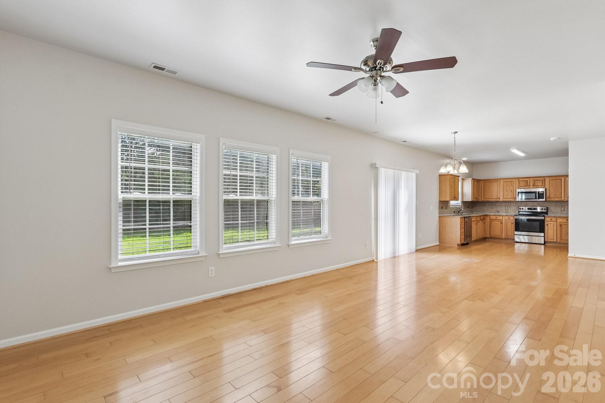 Single Family Residence at 1915 Dundalk Road, Charlotte, photo 6 of 42
