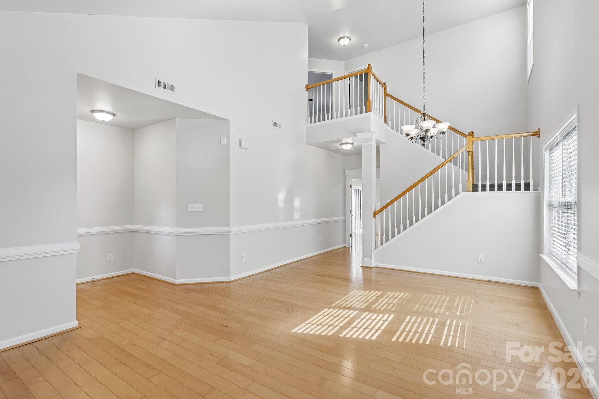 Single Family Residence at 1915 Dundalk Road, Charlotte, photo 11 of 42