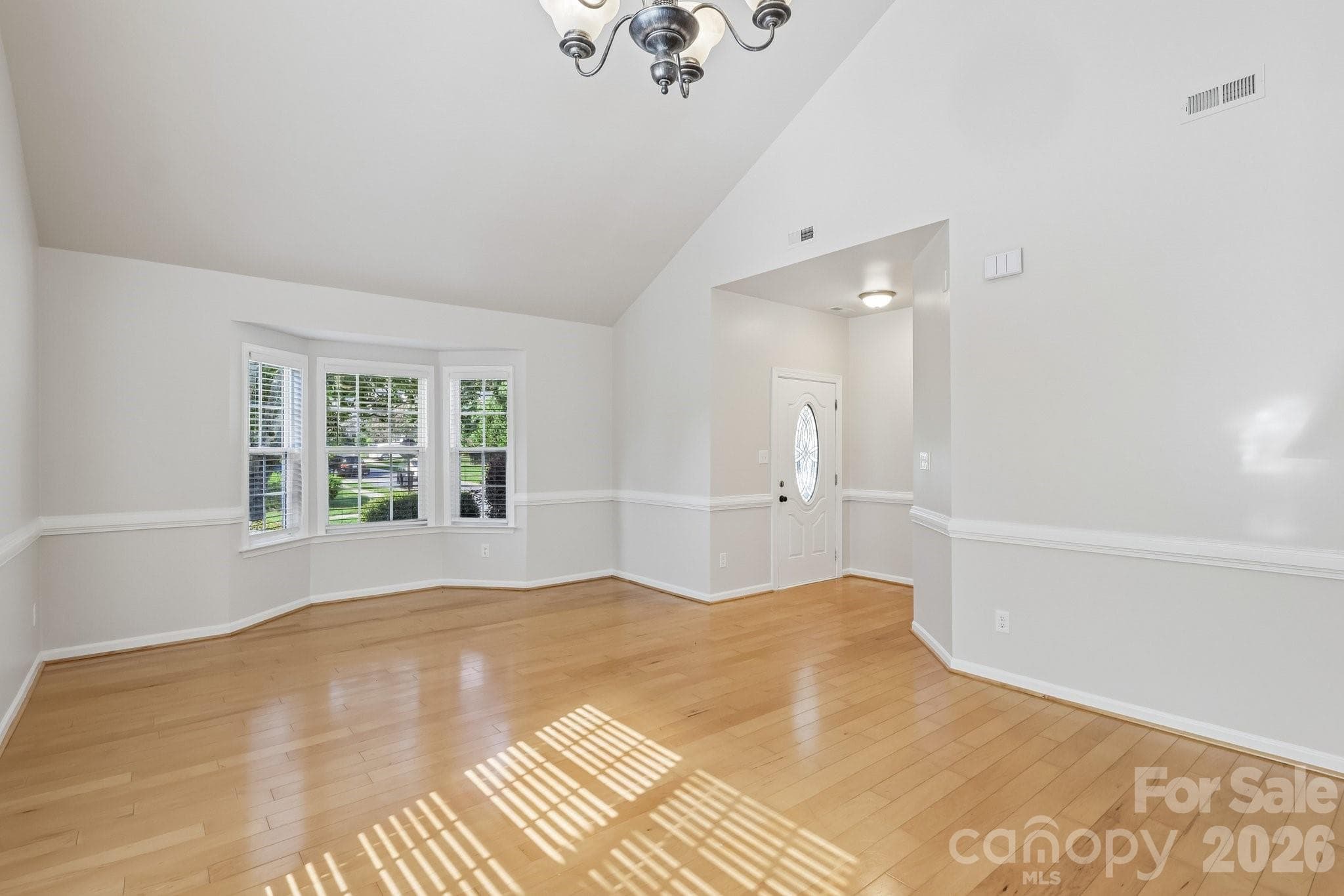 Single Family Residence at 1915 Dundalk Road, Charlotte, photo 14 of 42