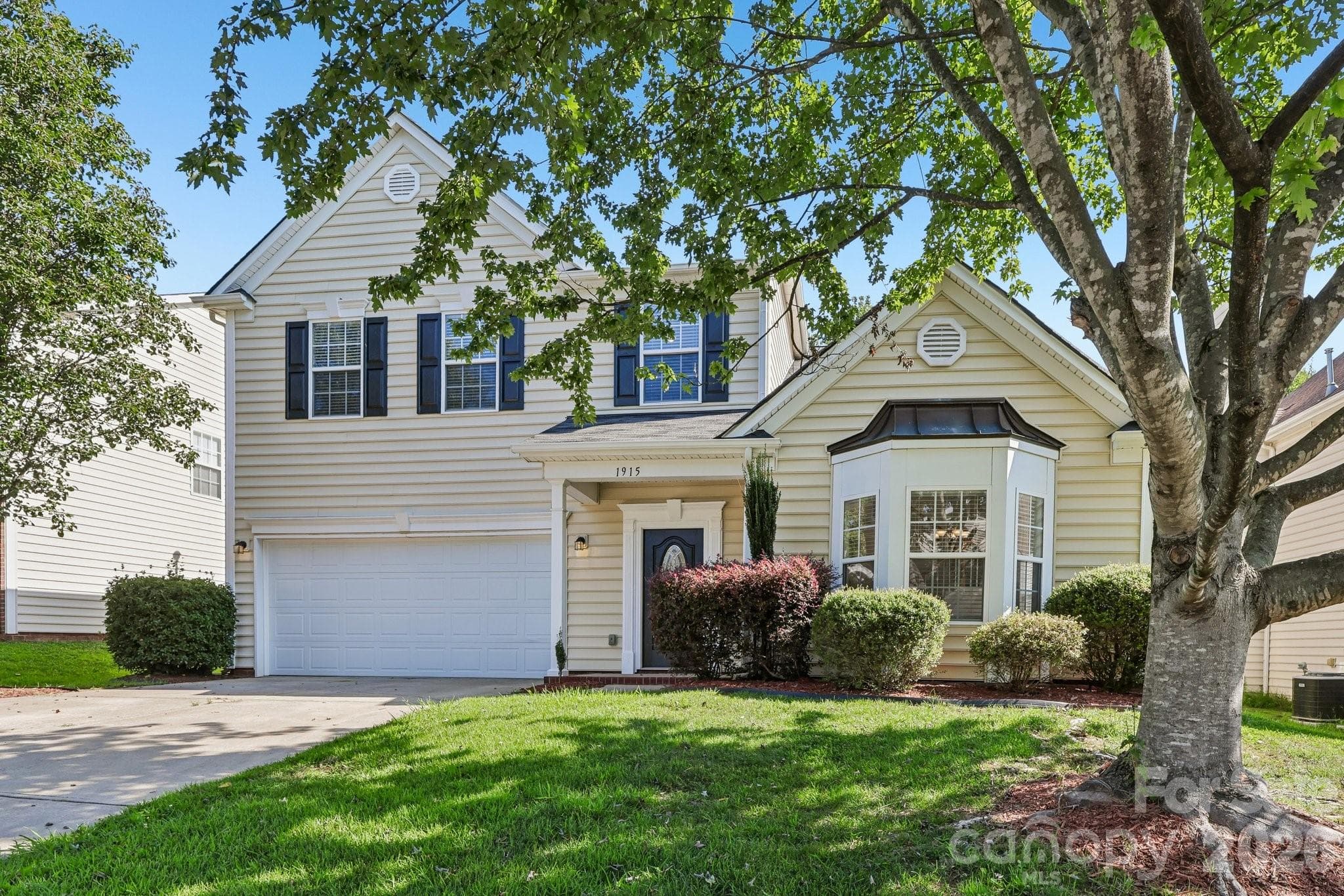 Single Family Residence at 1915 Dundalk Road, Charlotte, photo 42 of 42