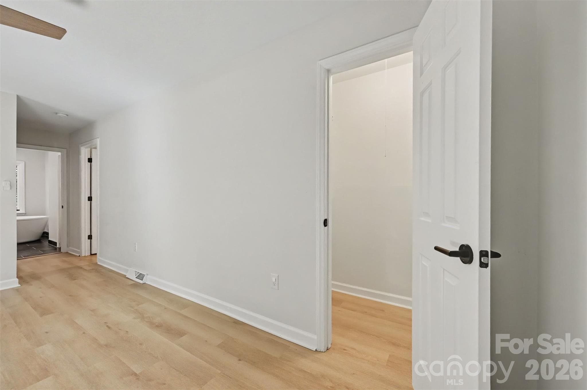 Single Family Residence at 7505 Hawkstand Lane, Charlotte, photo 24 of 41