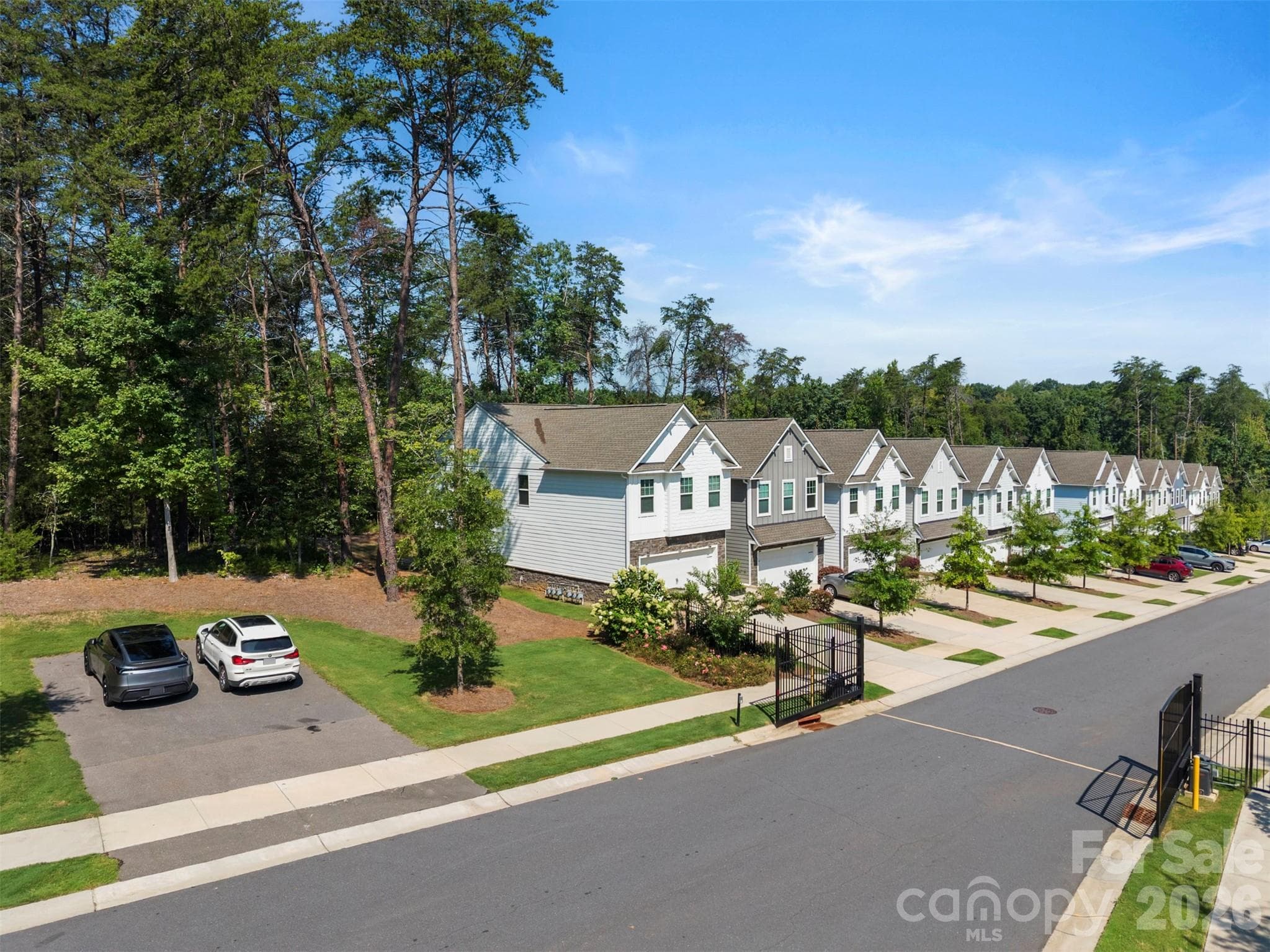 Street view - 1115 Streamside Lane, York