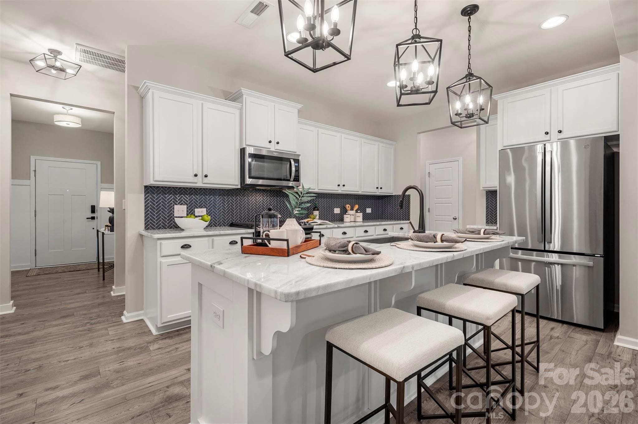 Breakfast bar - 1115 Streamside Lane, York