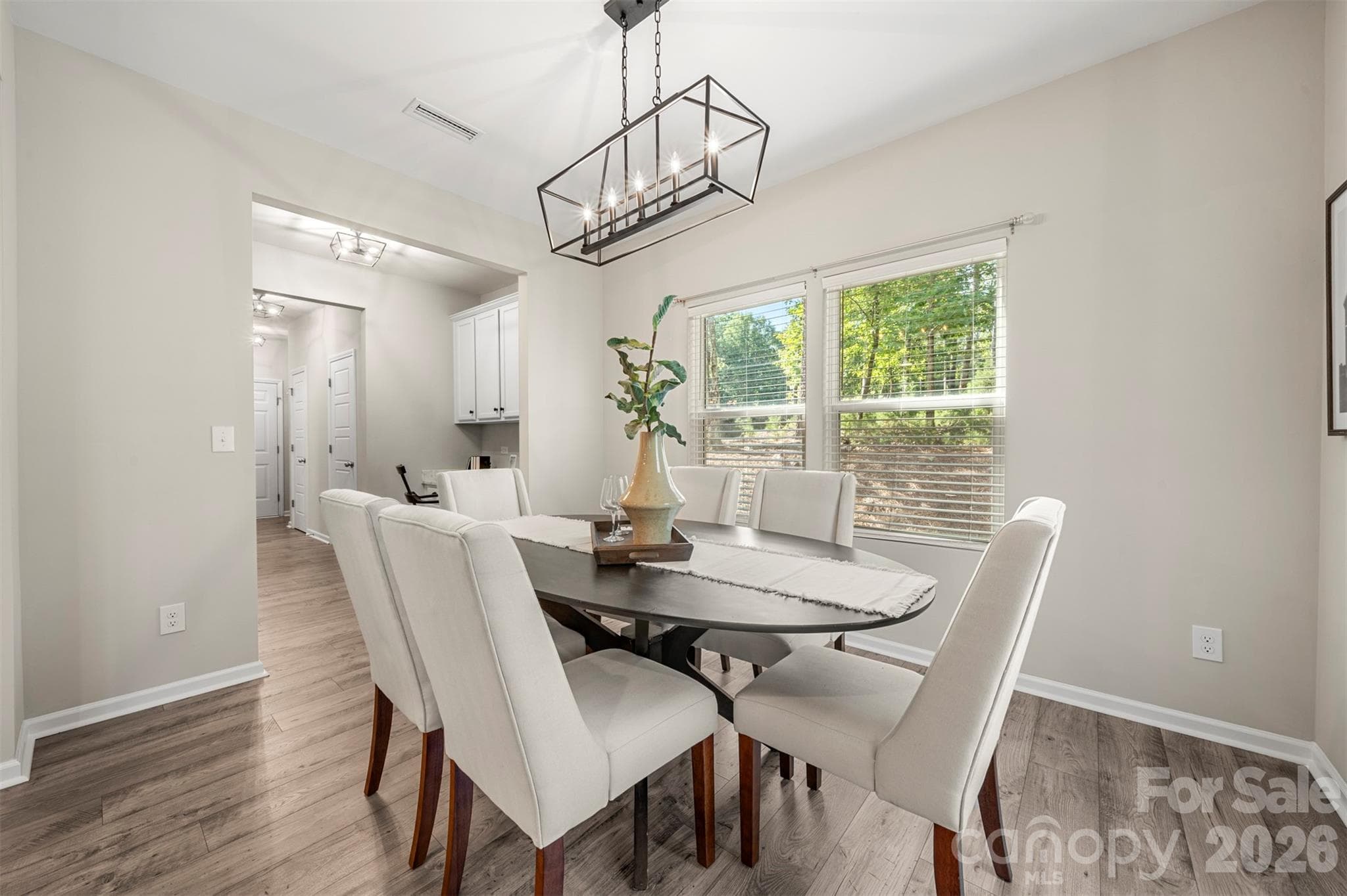Dining Area - 1115 Streamside Lane, York
