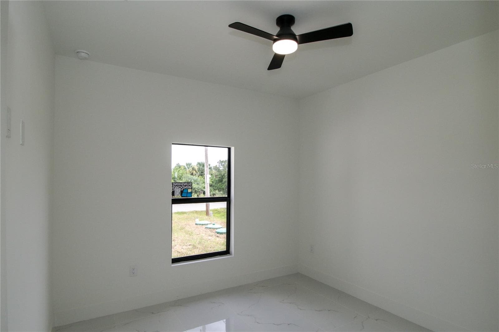 Single Family Residence at 943 COMMODORE ST, LEHIGH ACRES, photo 13 of 19
