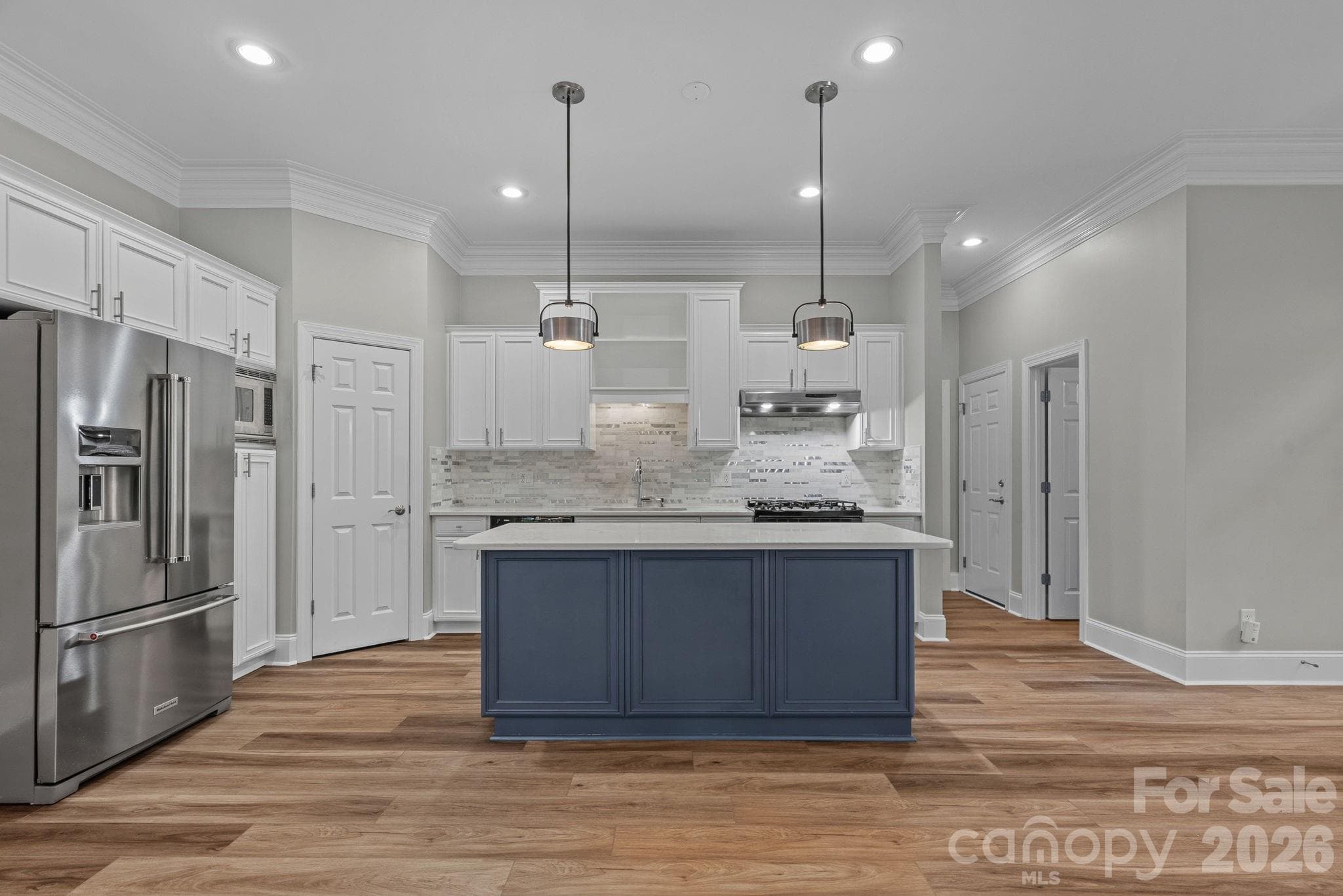 Townhouse at 6415 Wakehurst Road, Charlotte, photo 15 of 48