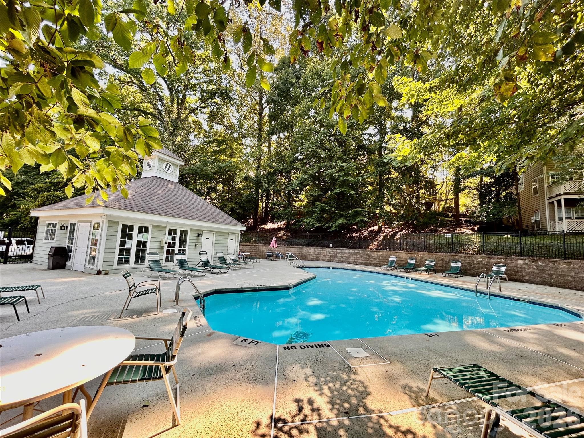 Serene Community Private Pool and Clubhouse - Charlotte