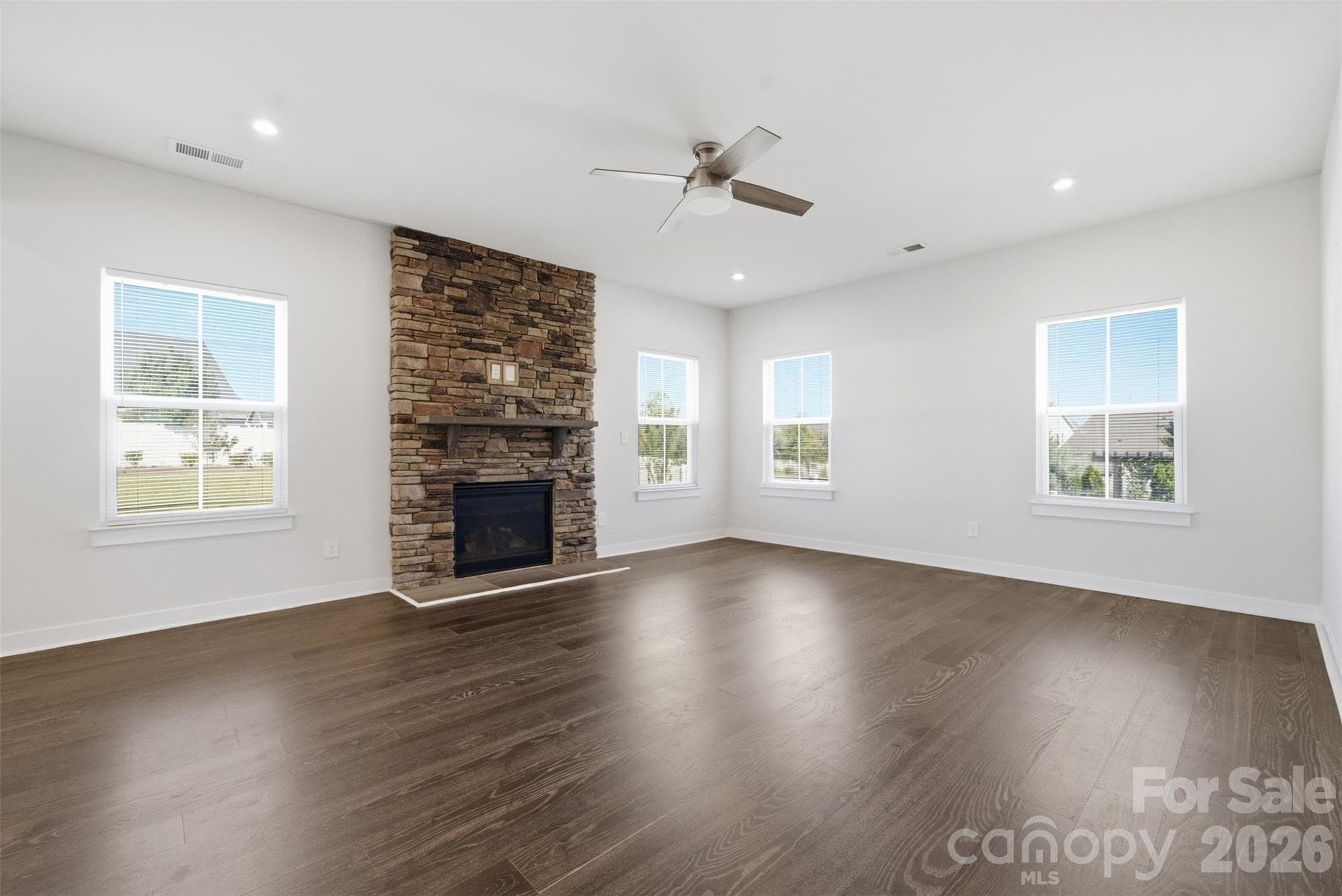 Great Room - 11124 Vanguard Parkway, Huntersville
