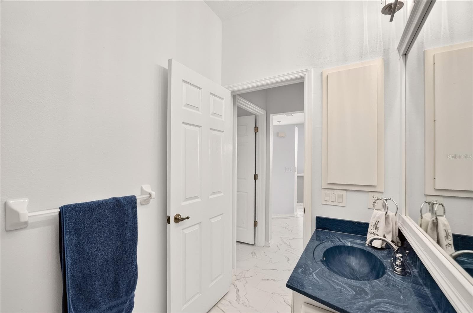 Single Vanity - 3556 S BELGRAVE DR, INVERNESS