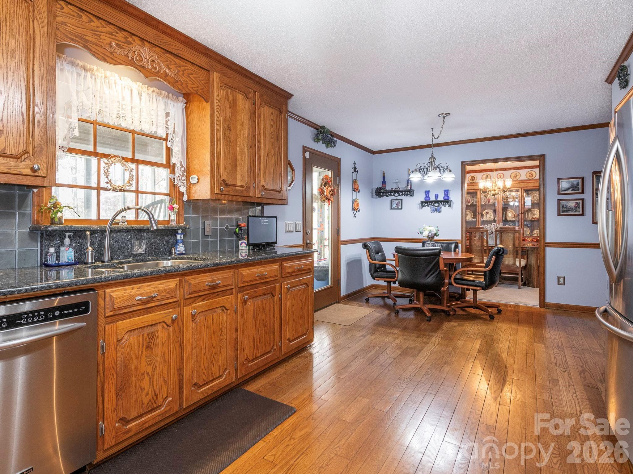 KITCHEN/BREAKFAST AREA - 1800 Lake Lynn Road, Concord