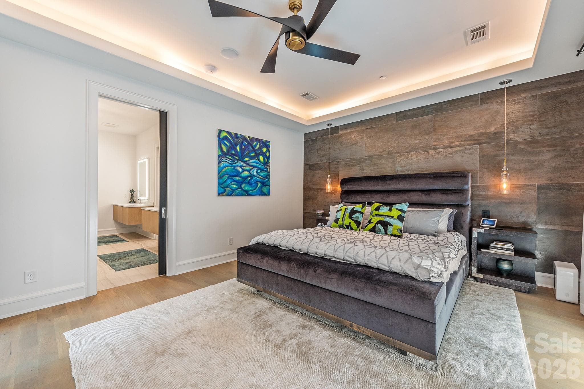 Ambient ceiling lighting - 610 Queens Road, Charlotte