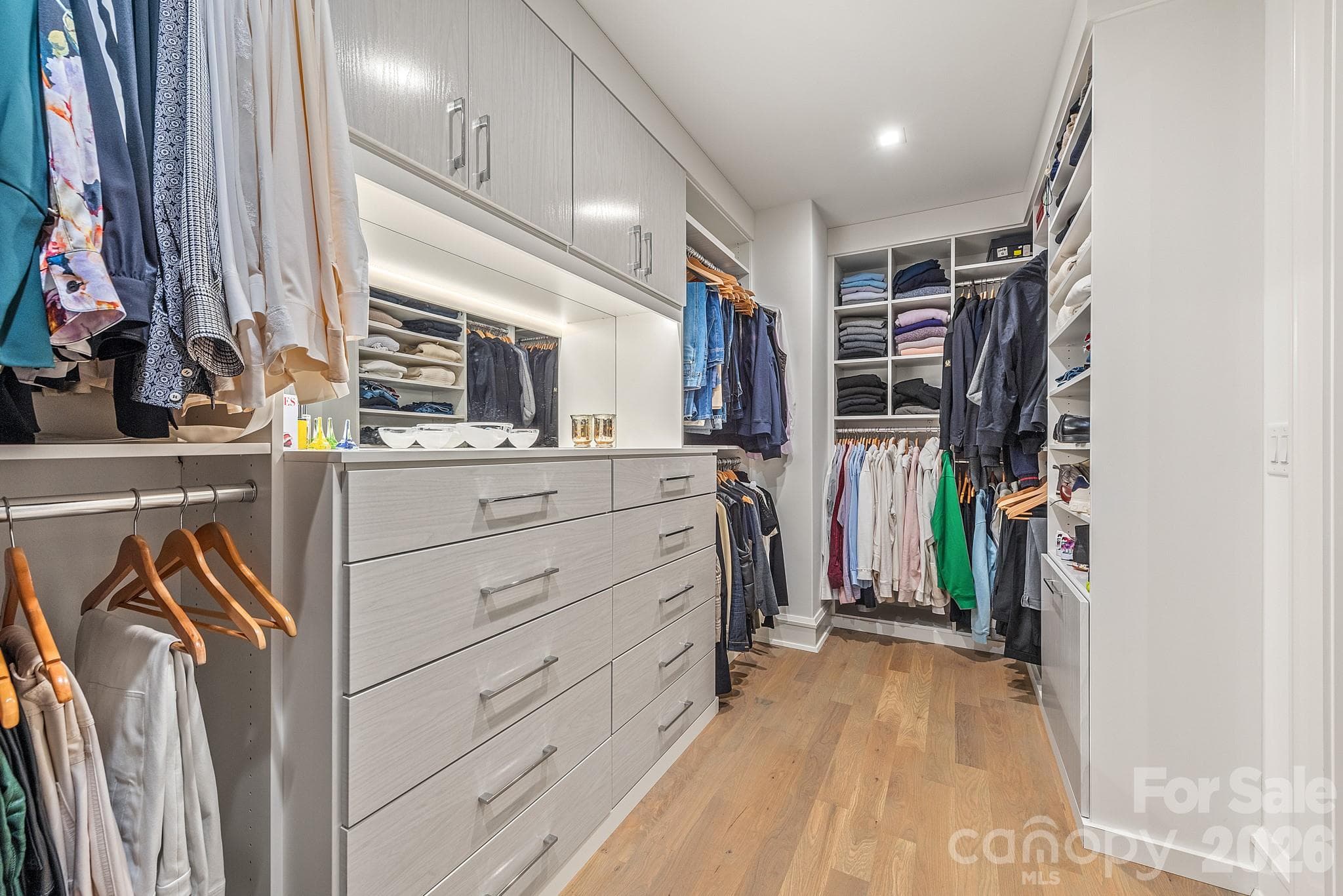 Built-in closet system - 610 Queens Road, Charlotte