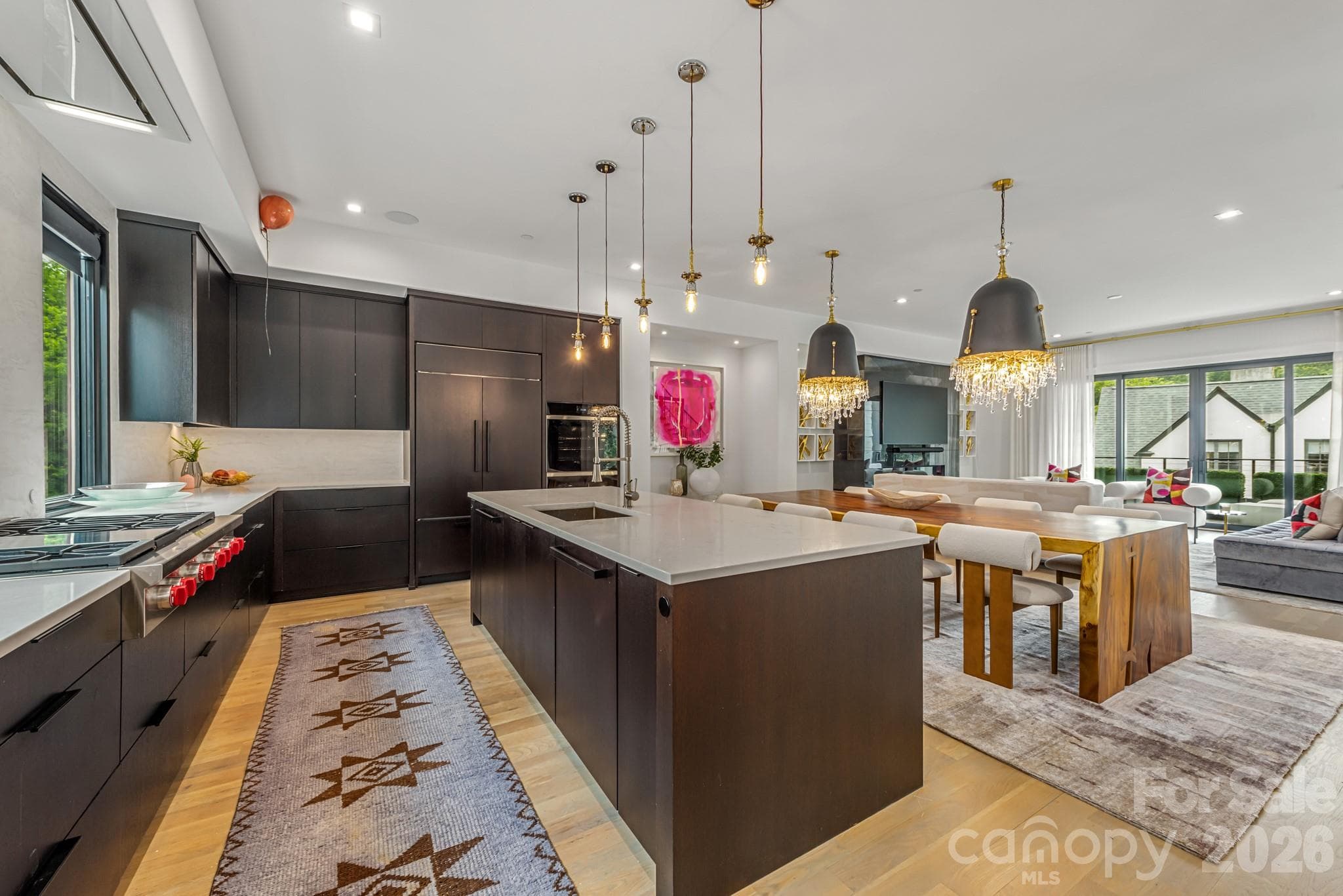 Condominium at 610 Queens Road, Charlotte, photo 12 of 43