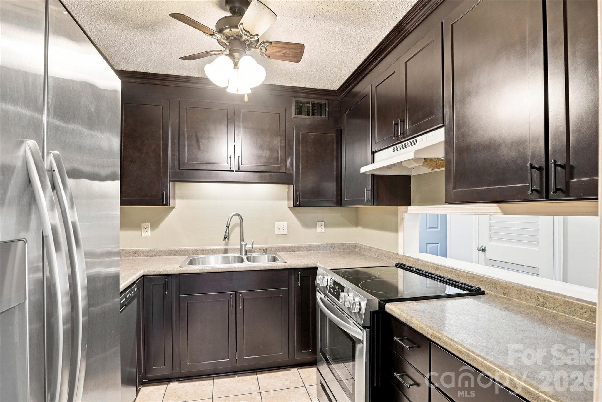 Condominium at 140 Lake Concord Road NE, Concord, photo 10 of 27