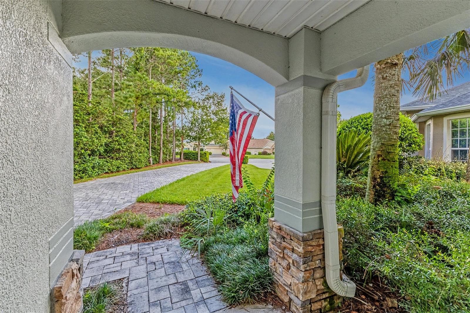 Single Family Residence at 113 WETHERSFIELD CT, DELAND, photo 9 of 55