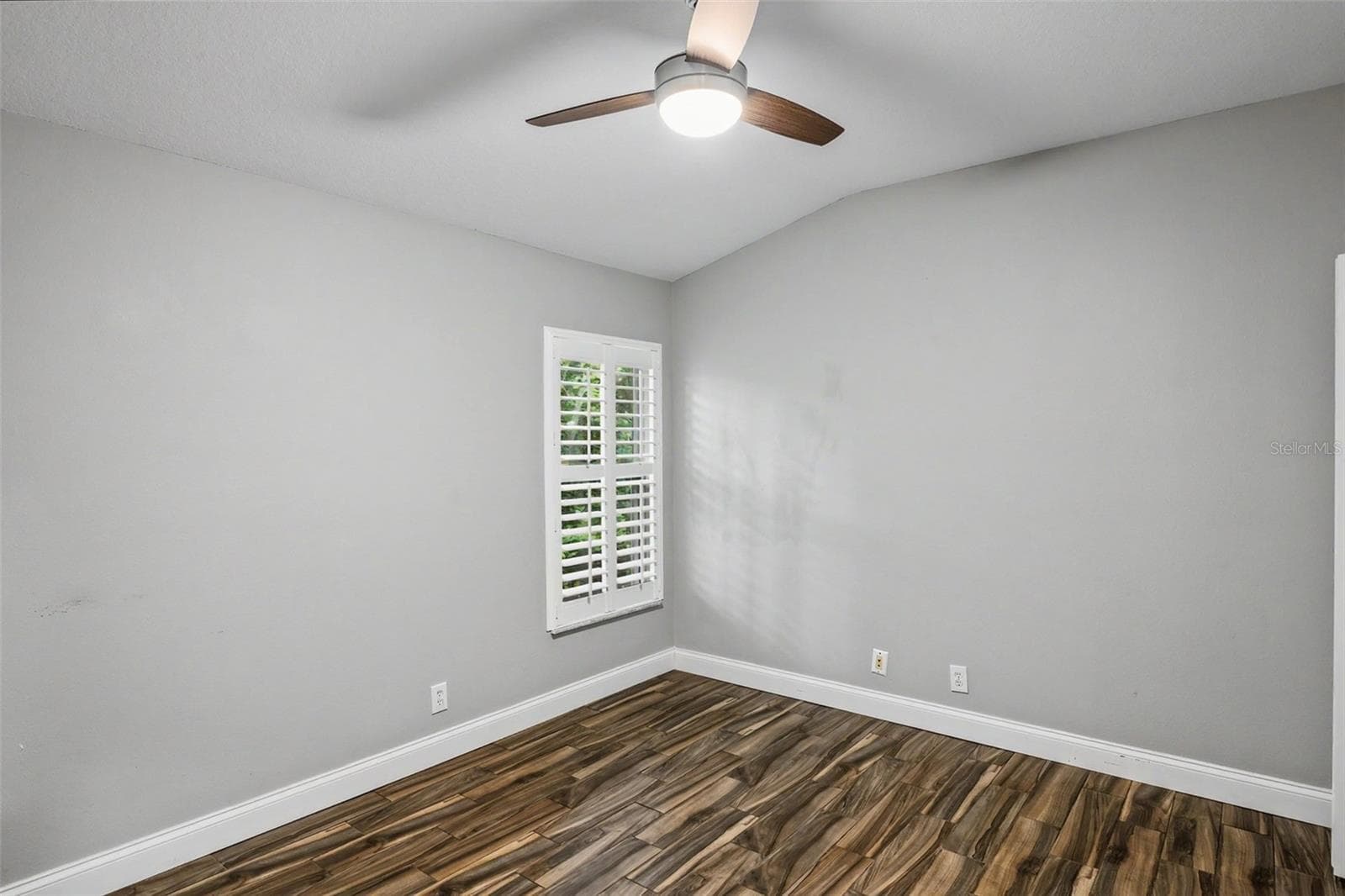 Single Family Residence at 113 WETHERSFIELD CT, DELAND, photo 33 of 55