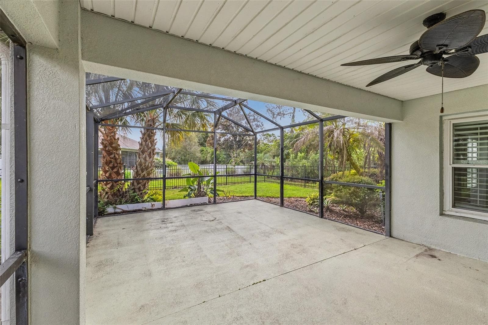 Single Family Residence at 113 WETHERSFIELD CT, DELAND, photo 39 of 55