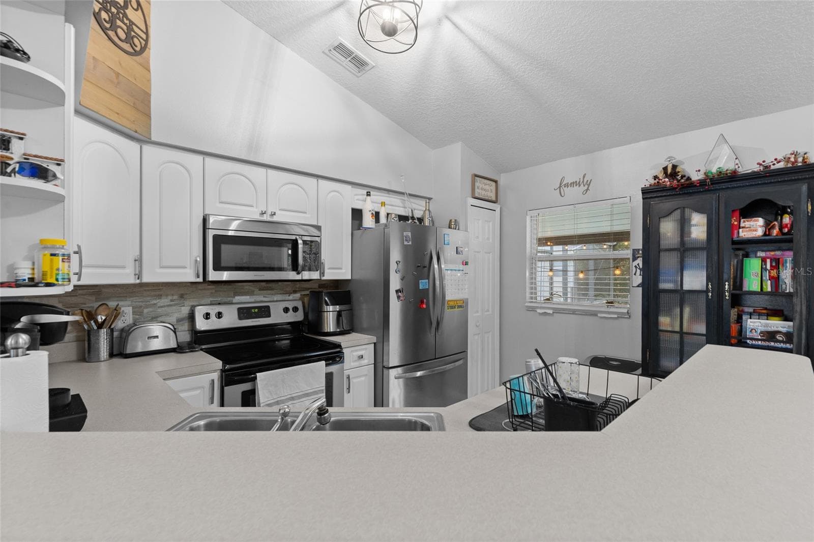 Single Family Residence at 2440 AINSWORTH AVE, DELTONA, photo 12 of 28