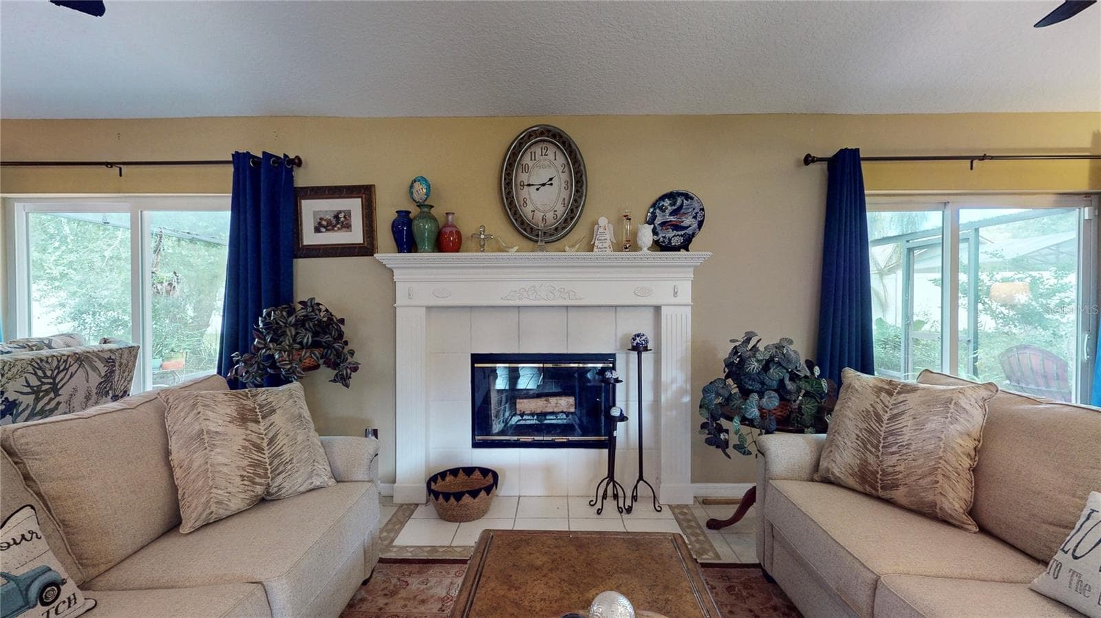 Fireplace in Living Room - 2579 STARDUST AVE, EUSTIS