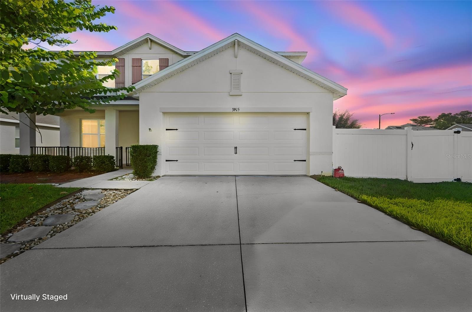 3915 BRAMBLEWOOD LOOP