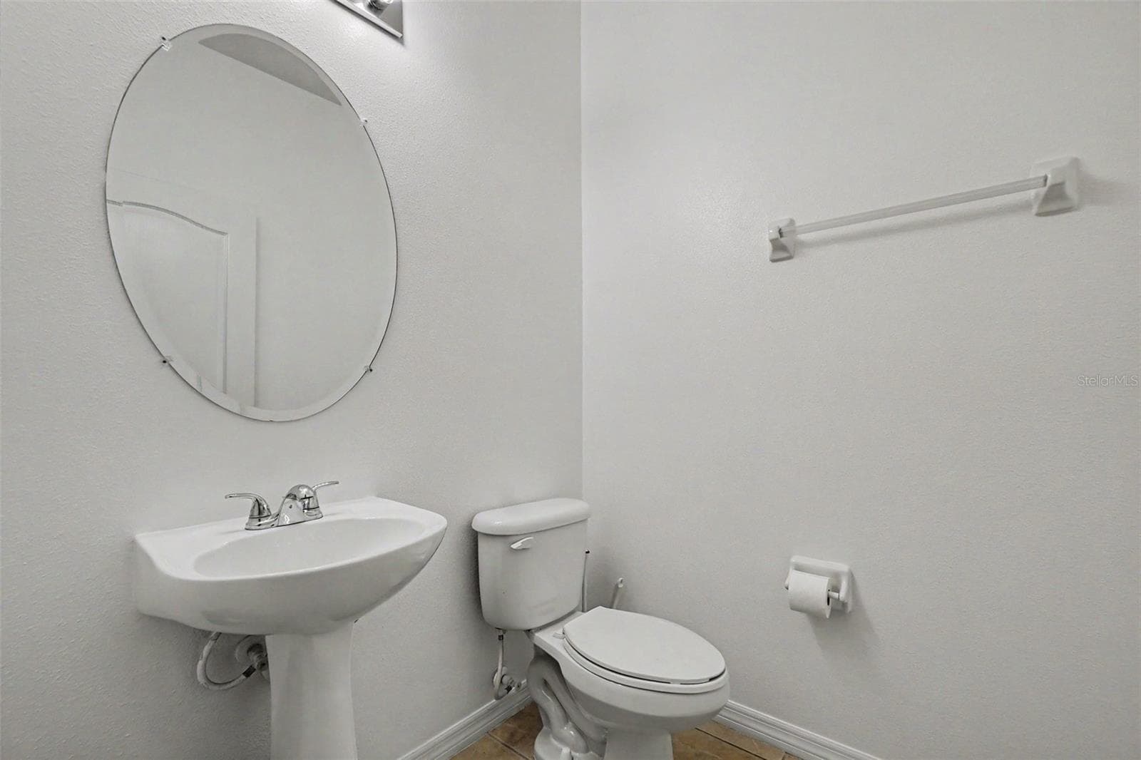 Halfbath 1st floor - 9005 MOONLIT MEADOWS LOOP, RIVERVIEW