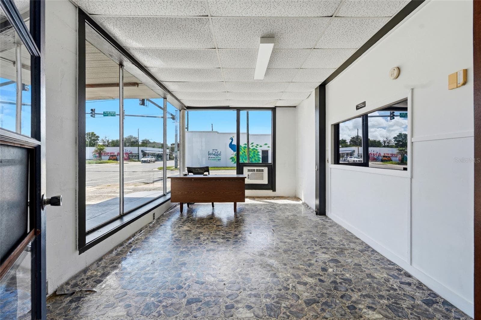 Business at 10 N MAIN ST, CHIEFLAND, photo 3 of 28