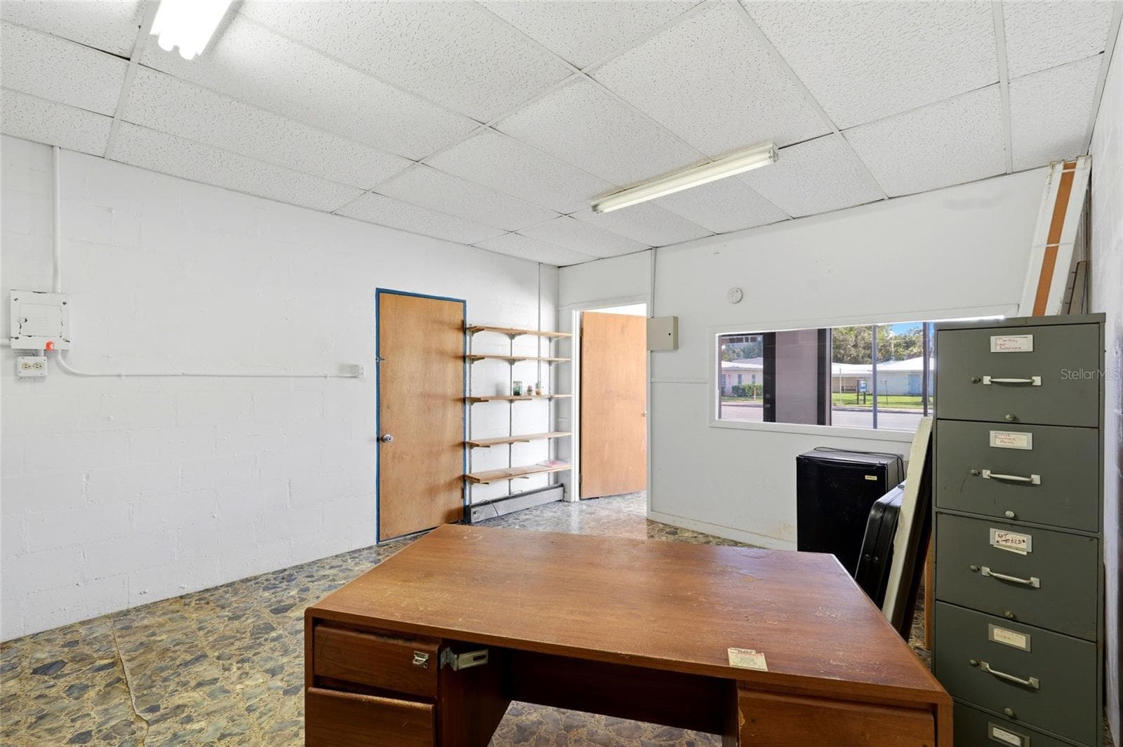 Business at 10 N MAIN ST, CHIEFLAND, photo 17 of 28