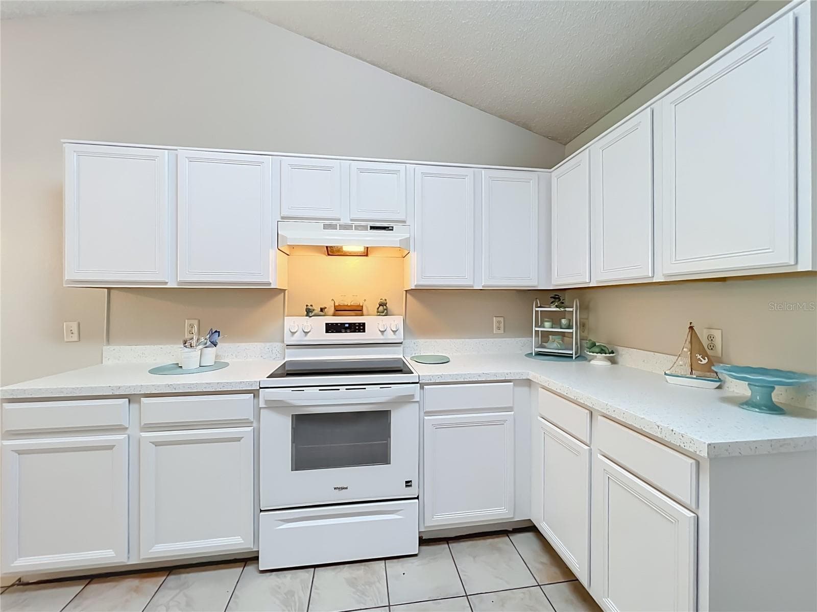 NEW RANGE IN 2025 - 12941 DOWNSTREAM CIR, ORLANDO
