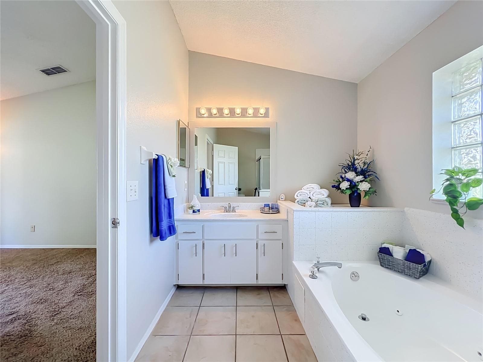 Single Family Residence at 12941 DOWNSTREAM CIR, ORLANDO, photo 32 of 60