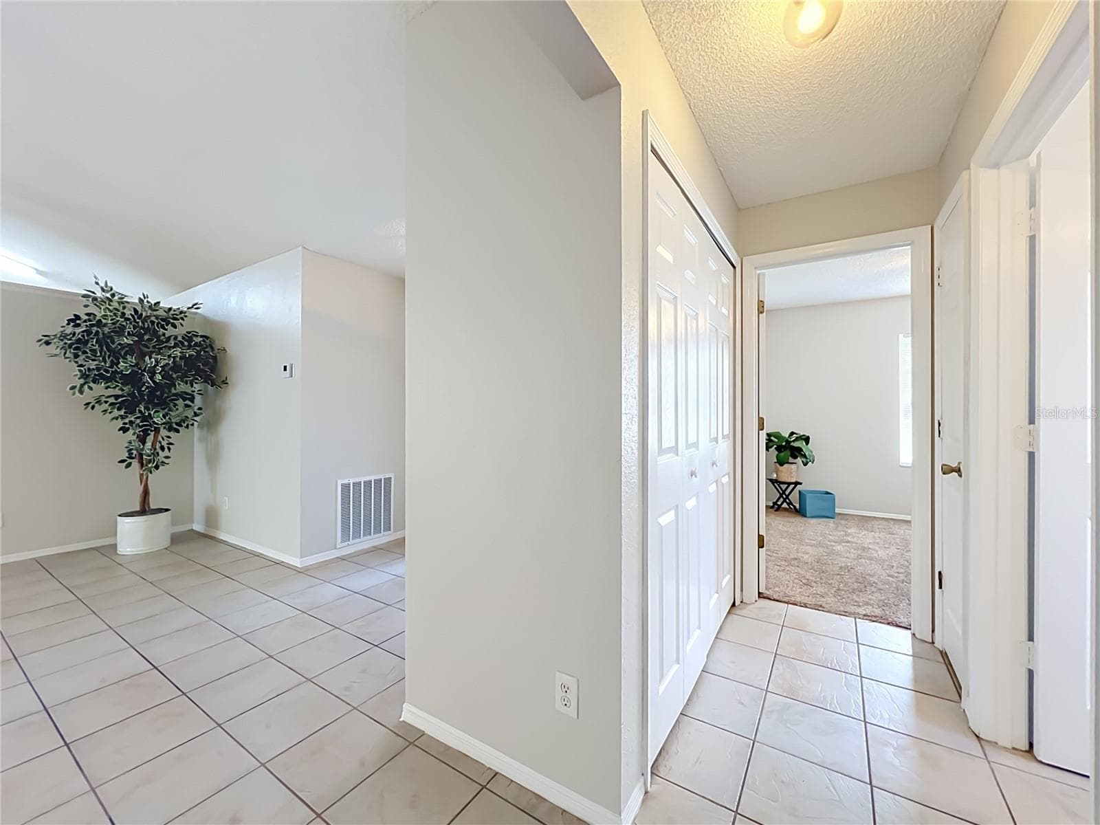 HALLWAY CLOSET - 12941 DOWNSTREAM CIR, ORLANDO