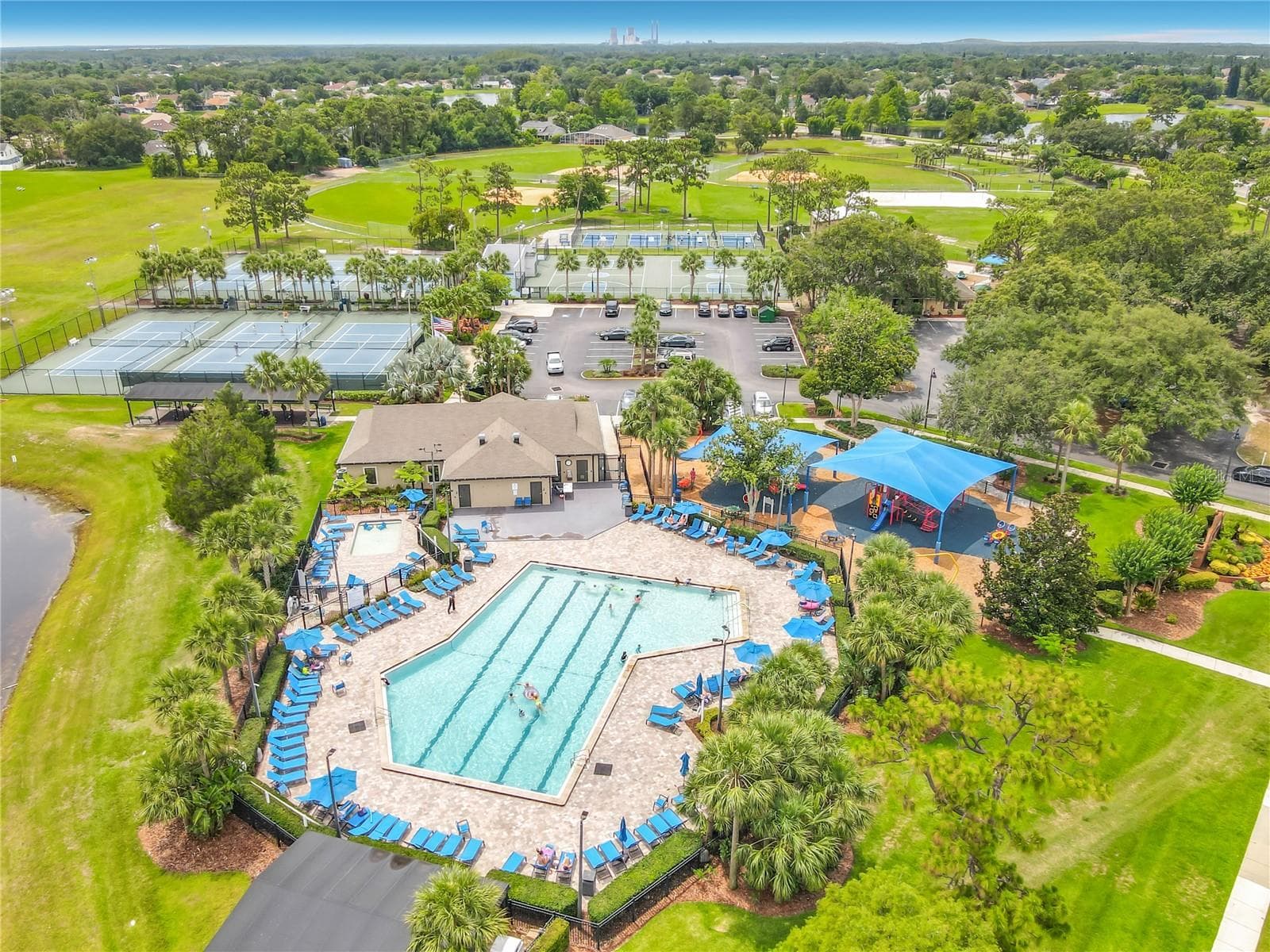 Single Family Residence at 12941 DOWNSTREAM CIR, ORLANDO, photo 52 of 60