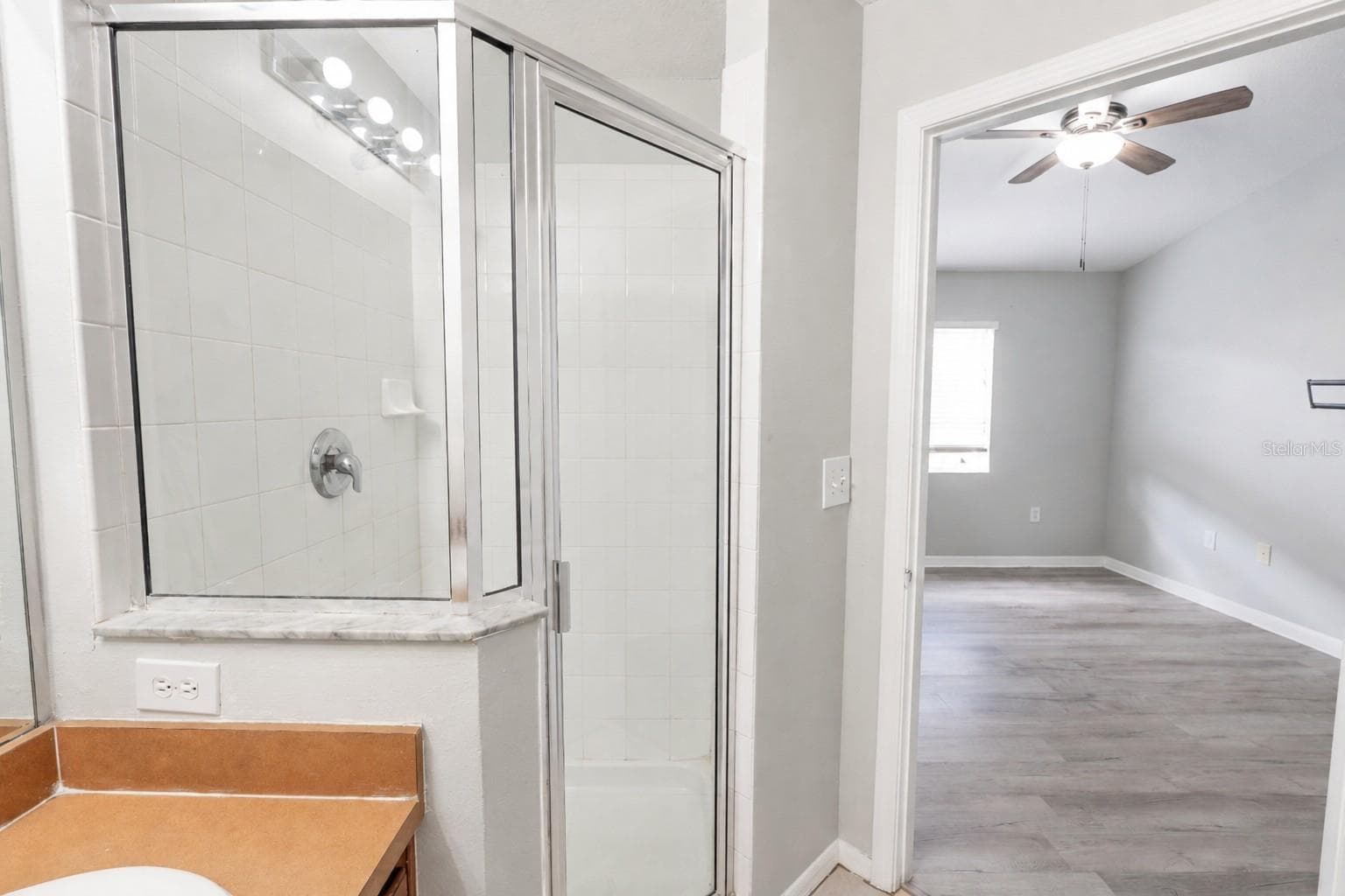 Townhouse at 8543 TRAIL WIND DR, TAMPA, photo 16 of 23