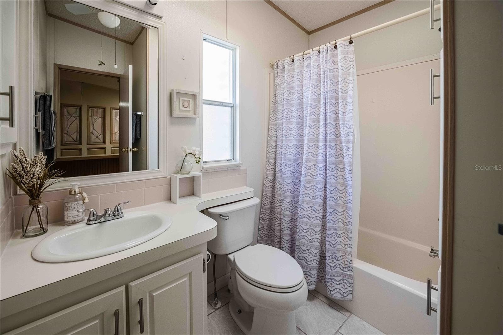 Manufactured Home at 5335 POWHATTAN ST, ZEPHYRHILLS, photo 22 of 51