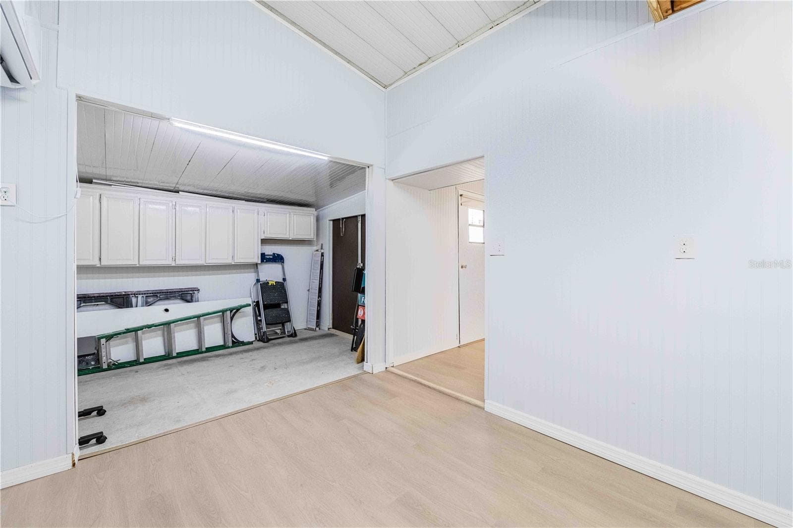 Manufactured Home at 5335 POWHATTAN ST, ZEPHYRHILLS, photo 28 of 51
