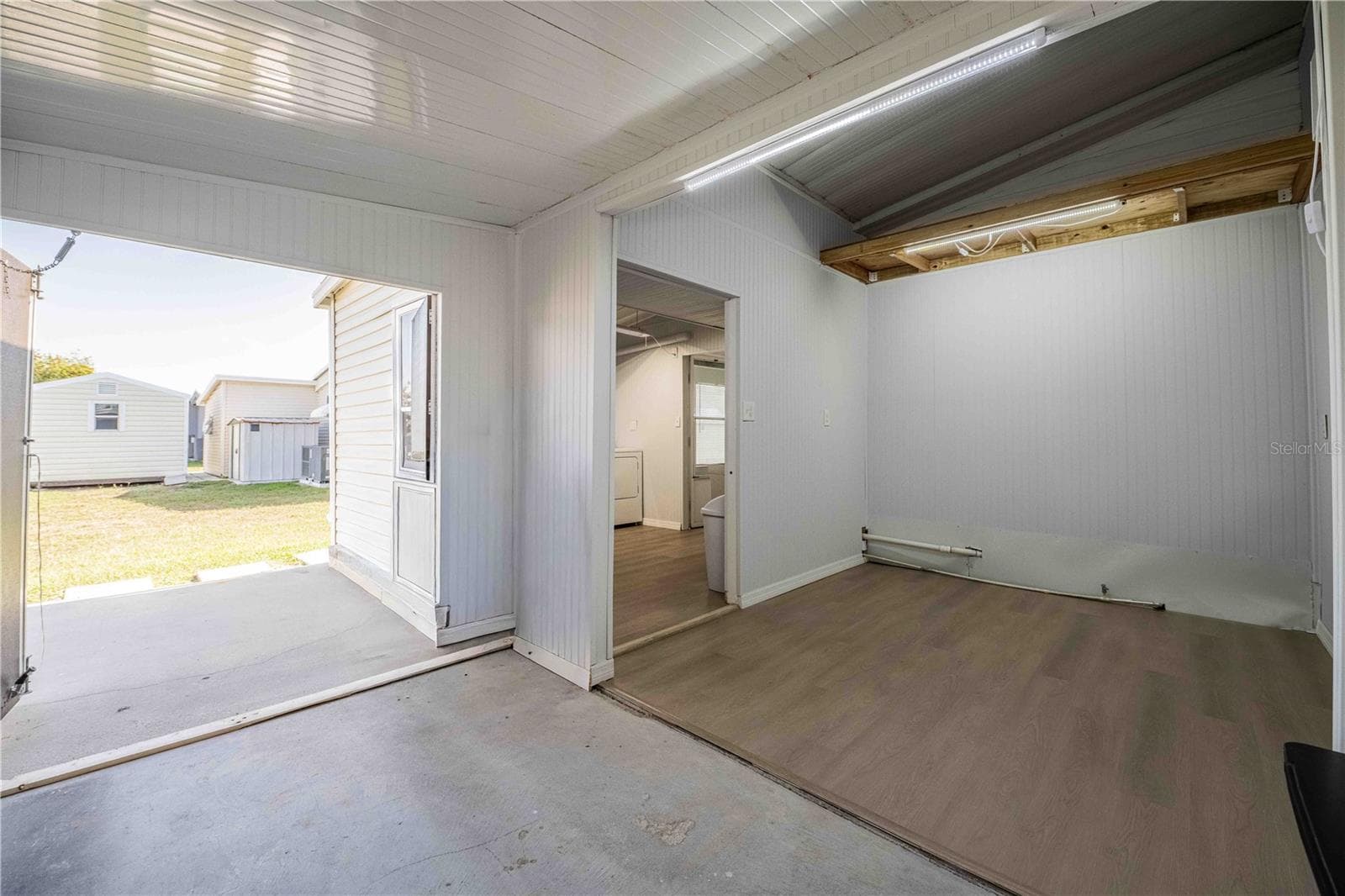 Manufactured Home at 5335 POWHATTAN ST, ZEPHYRHILLS, photo 32 of 51