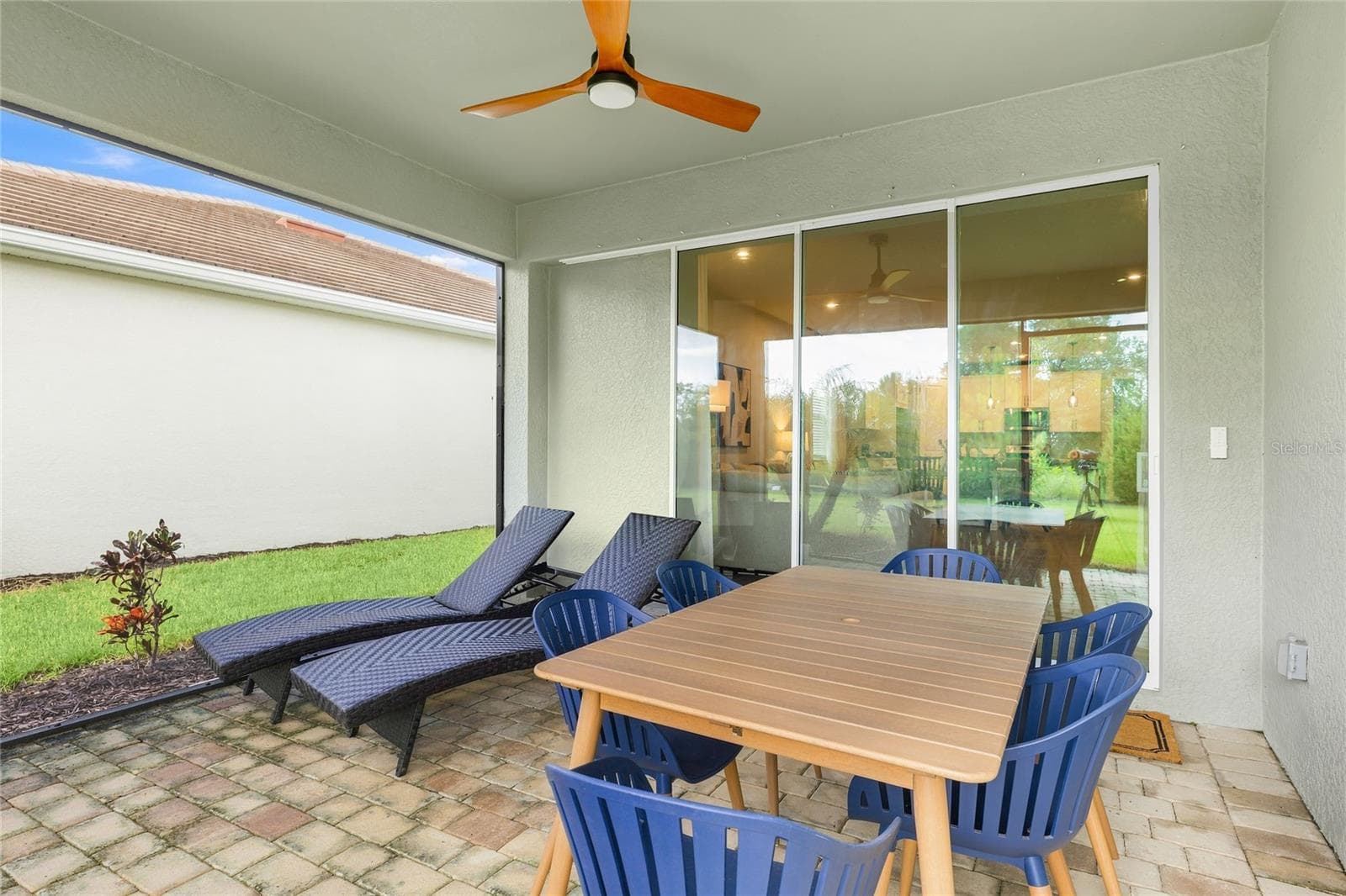 Single Family Residence at 20285 SYMPHONY PL, VENICE, photo 24 of 59