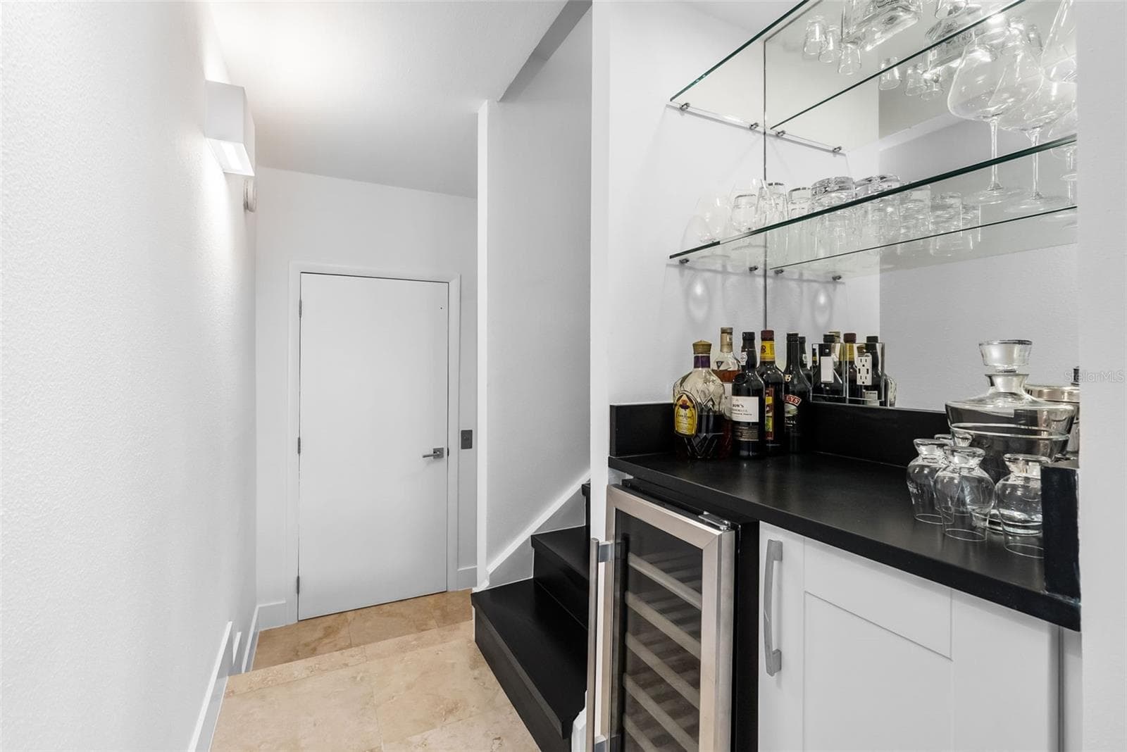 Condominium at 4950 BAYSHORE BLVD #25D, TAMPA, photo 13 of 50