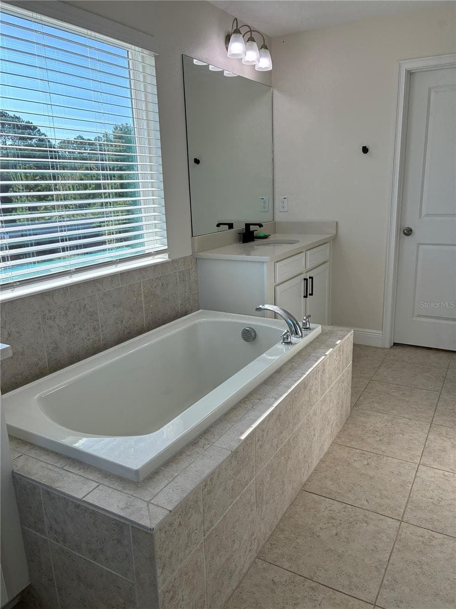 Townhouse at 5631 GRAND SONATA AVE, LUTZ, photo 28 of 48